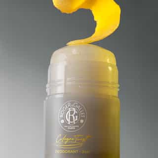 Cologne Twist Desodorante Stick