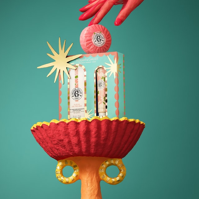 Cofre de Navidad Agua Perfumada 30 ml + Crema de Manos