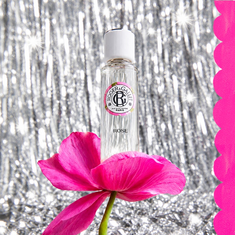 Rose Cofre de Navidad agua perfumada bienestar + jabón redondo bienestar